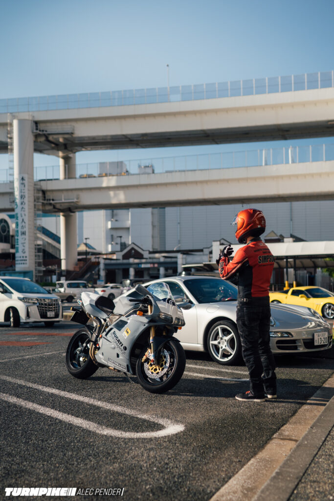 Alec Pender Turnpike Daikoku-4