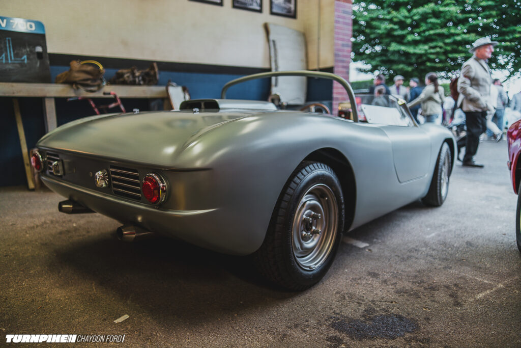 Turnpike BMW 700 RS 030