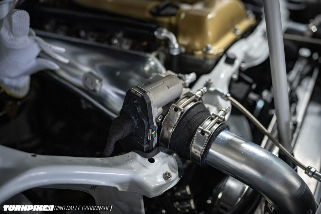 pocket_34_dino_dalle_carbonare-10 Pocket Bunny R34, engine bay with SR20 engine