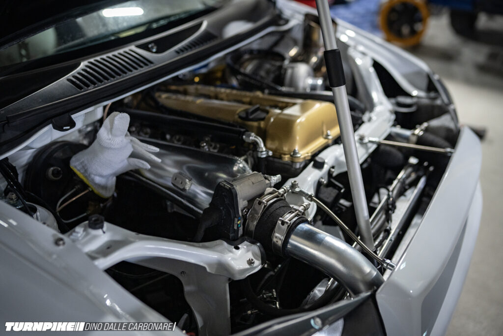 pocket_34_dino_dalle_carbonare-11 Pocket Bunny R34, engine bay with SR20 engine