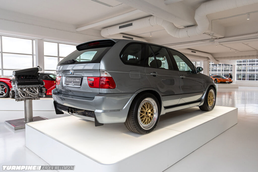 BMW_E53_X5_LM_V12_streetwell_IMG_0155