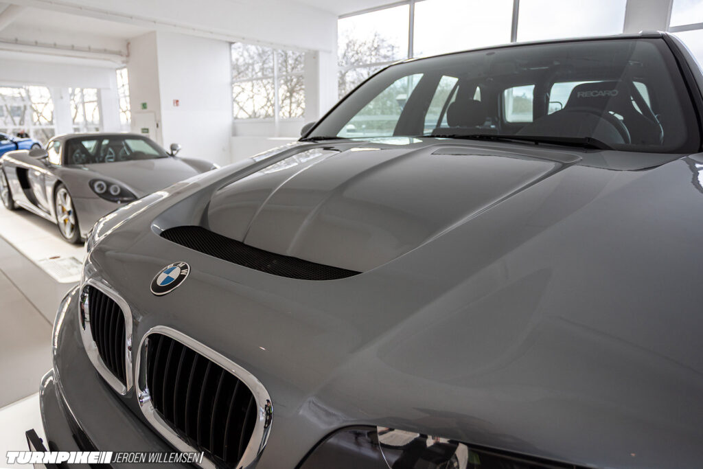 BMW_E53_X5_LM_V12_streetwell_IMG_0199