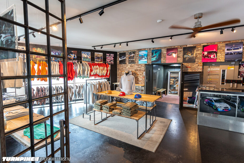 JP_Clothing_Streetwell_IMG_6363