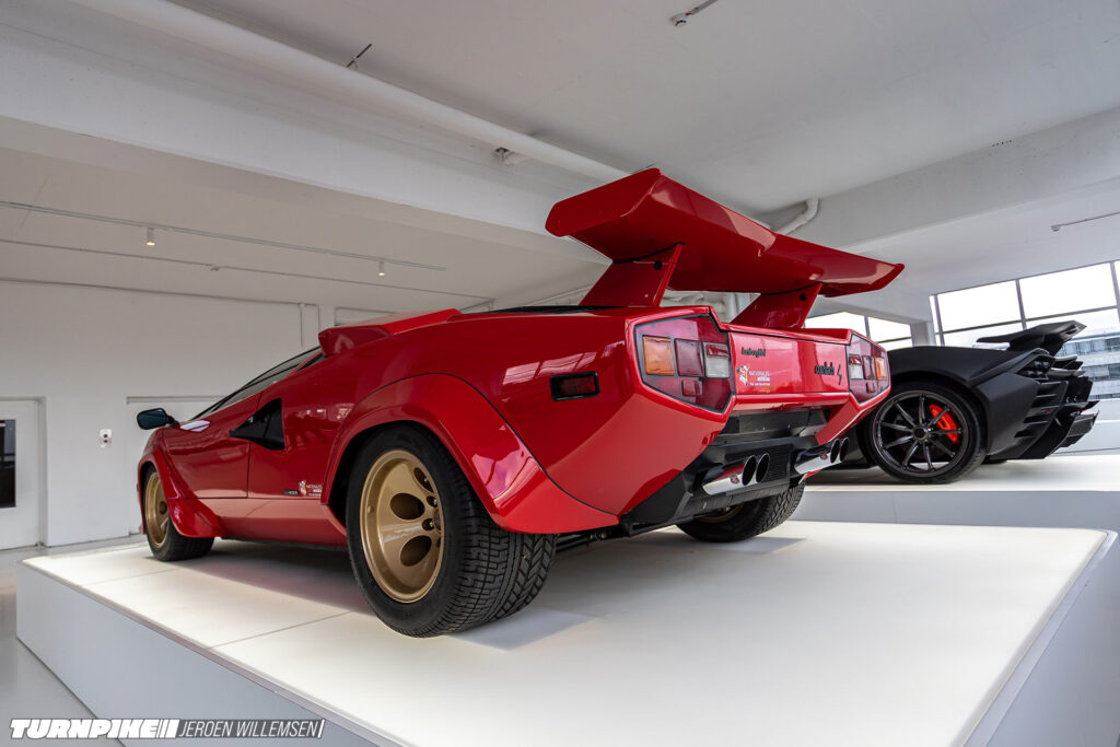 Lamborghini_Countach_Streetwell_IMG_0257