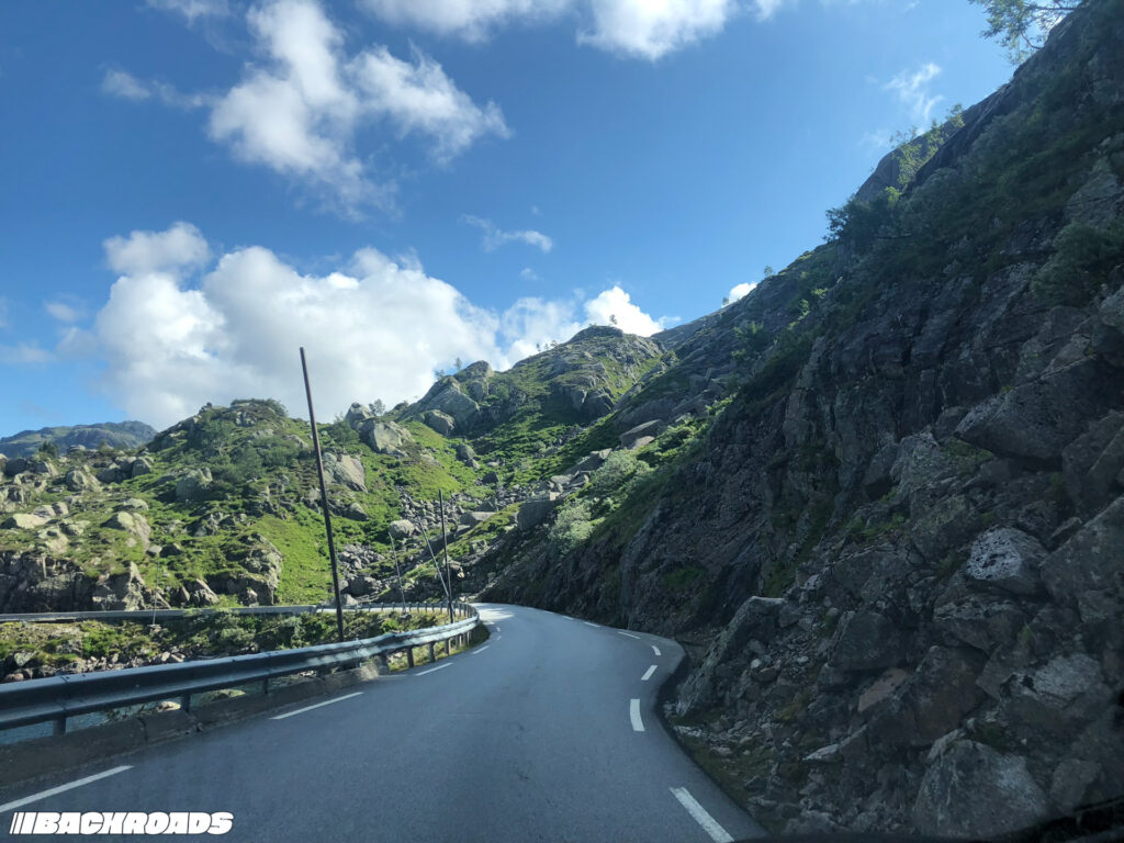 Turnpike-Backroads-BMW-PCC-HGT24-71