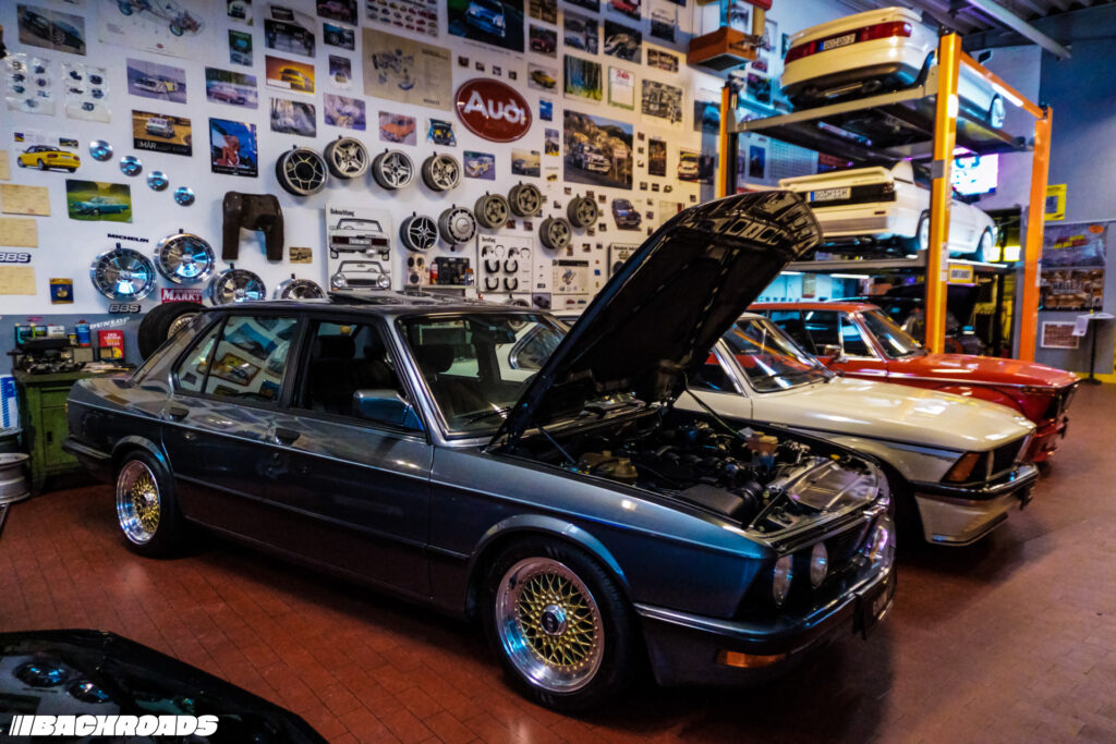 Turnpike-Backroads-Halle77-22