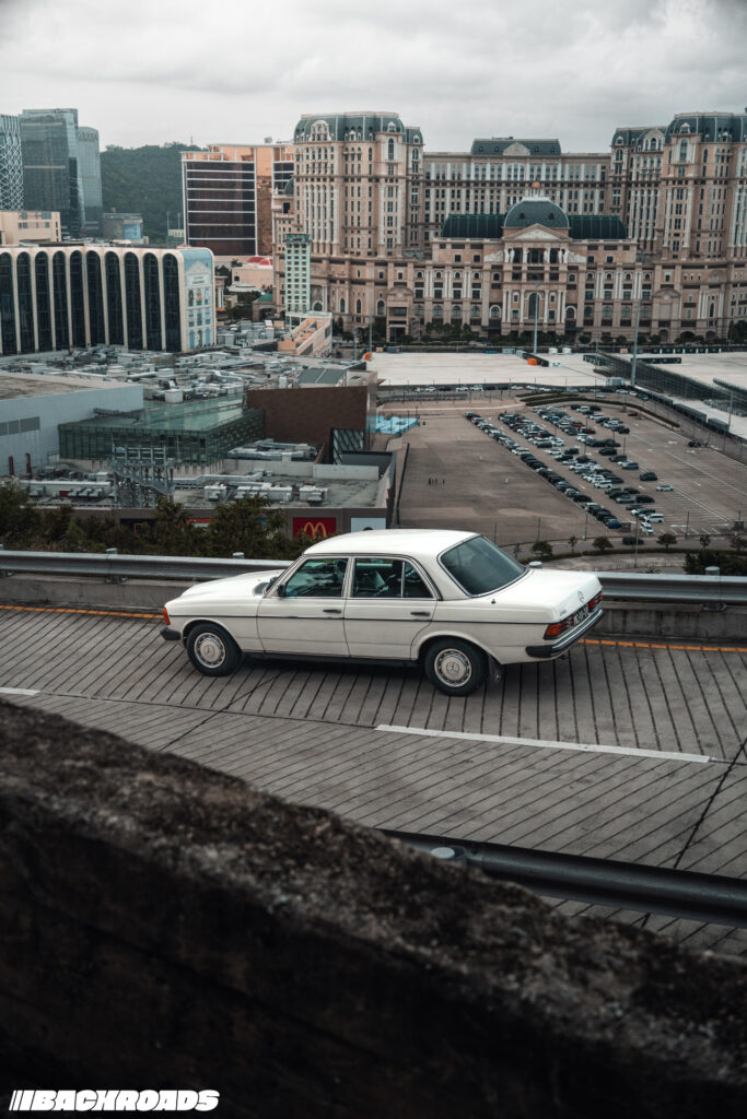 Turnpike-Backroads-J-Ho-Mercedes-Benz-4