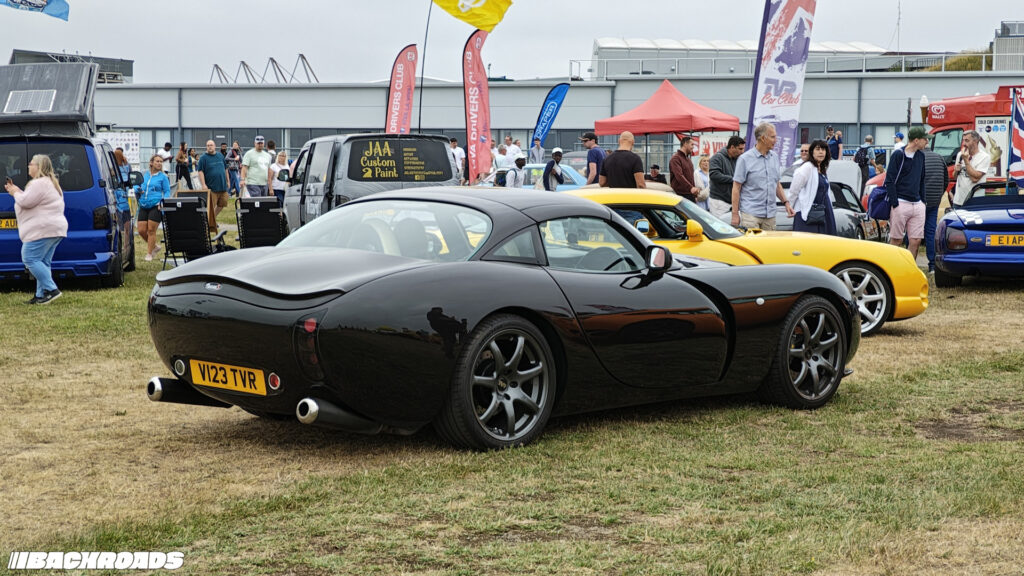 Turnpike-Backroads-Old-School-Cool-23