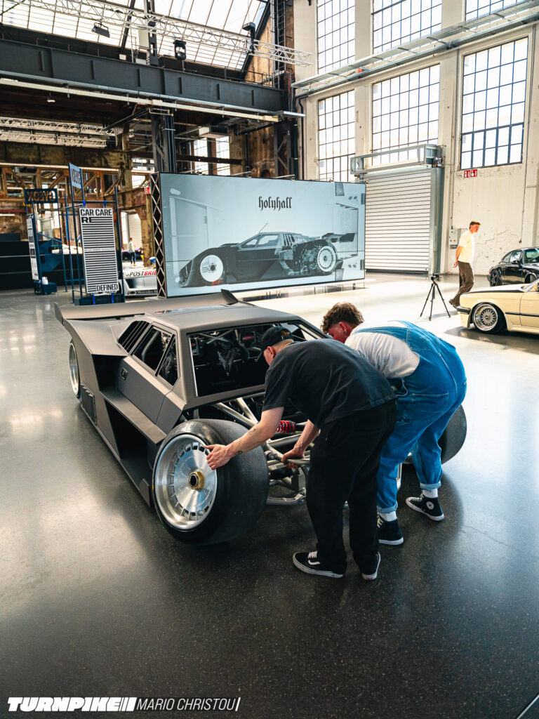 Turnpike MC Ultrace Pre-game-10