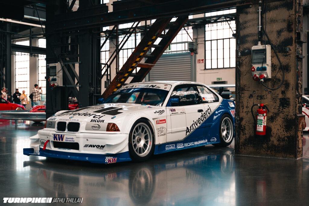 Turnpike-Ultrace-V8-BMW-Race-Cars-23