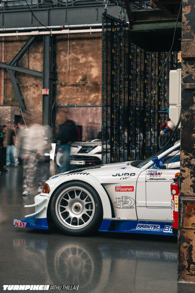 Turnpike-Ultrace-V8-BMW-Race-Cars-26