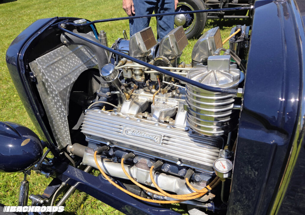 Turnpike-Backroads-The-Checkered-Flag-Hot-Rod-Annual-12