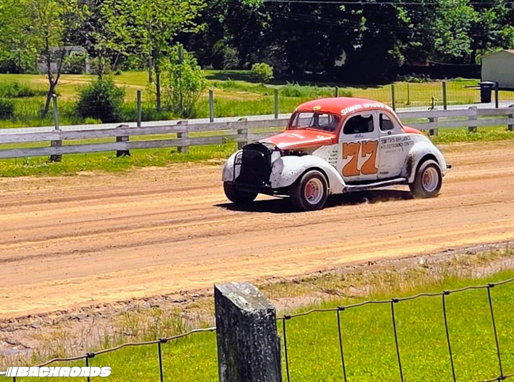 Turnpike-Backroads-The-Checkered-Flag-Hot-Rod-Annual-21