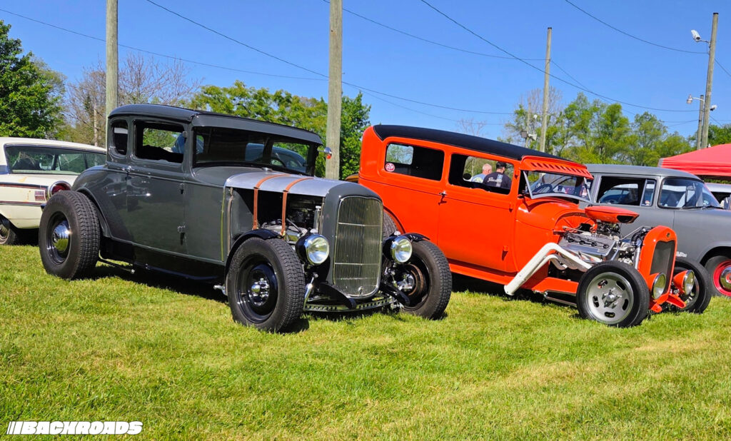Turnpike-Backroads-The-Checkered-Flag-Hot-Rod-Annual-26