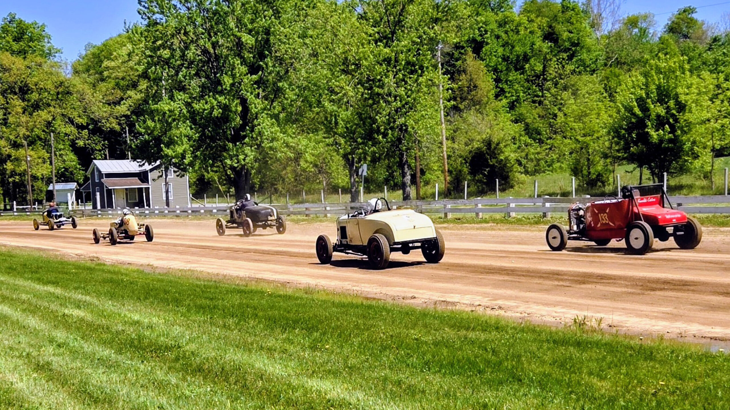 Back to the Dirt: The Checkered Flag – Hot Rod Annual