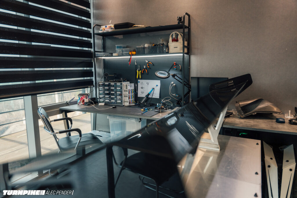 Alec Pender ADRO HQ-327