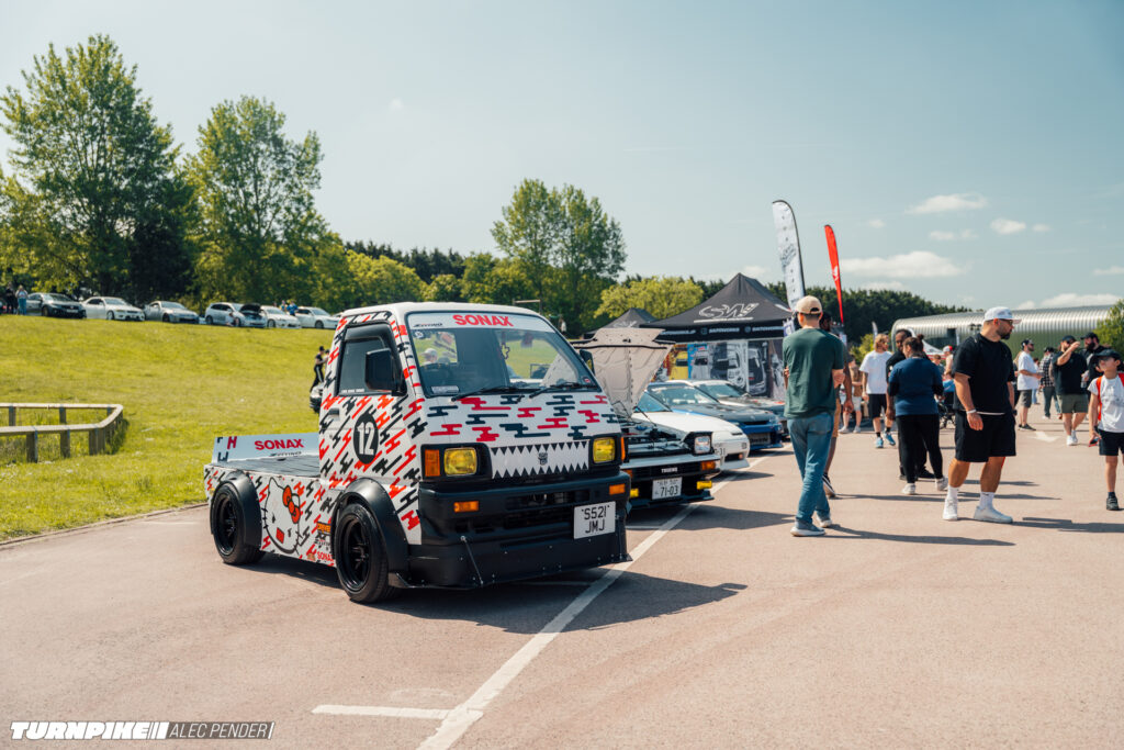 Turnpike-Alec-Pender-Forza-Horizon-6-BMM-1246