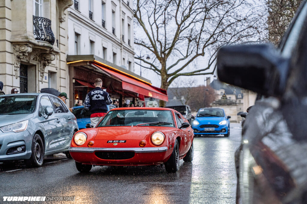 Turnpike-Paris-France-Chaydon-Ford-595