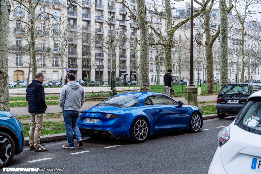 Turnpike-Paris-France-Chaydon-Ford-605