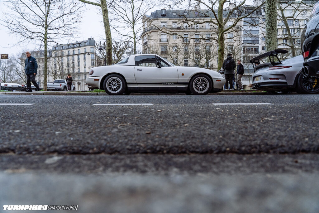 Turnpike-Paris-France-Chaydon-Ford-606