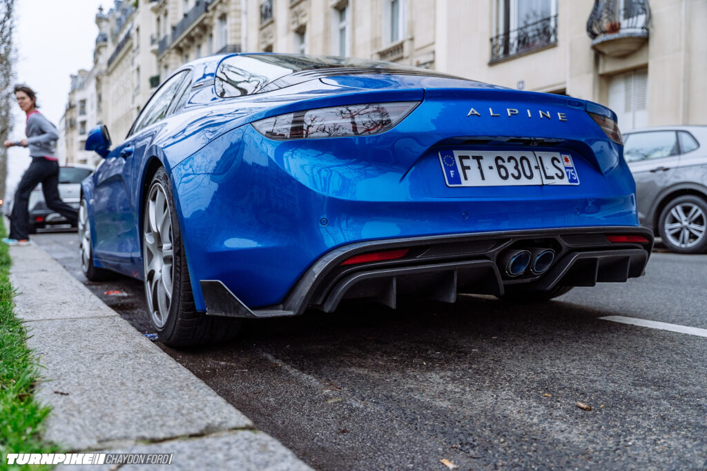 Turnpike-Paris-France-Chaydon-Ford-614