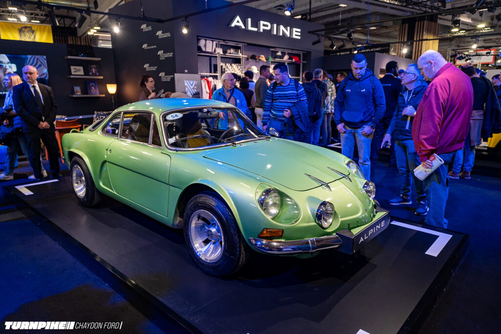 Turnpike-Paris-France-Chaydon-Ford-633