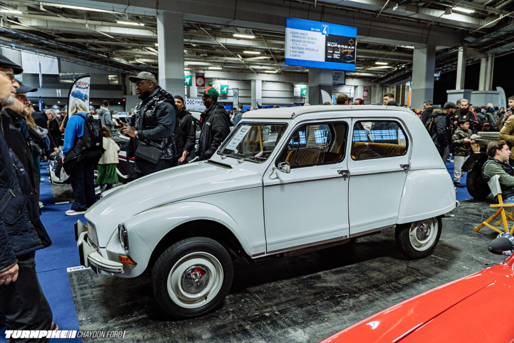 Turnpike-Paris-France-Chaydon-Ford-654