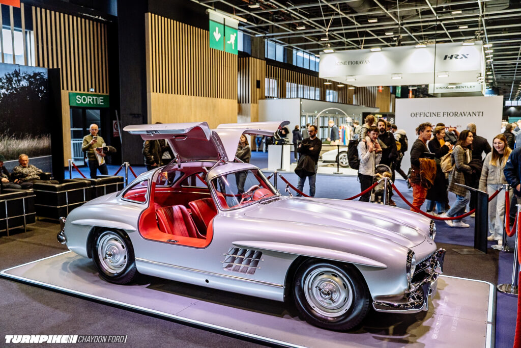 Turnpike-Paris-France-Chaydon-Ford-693