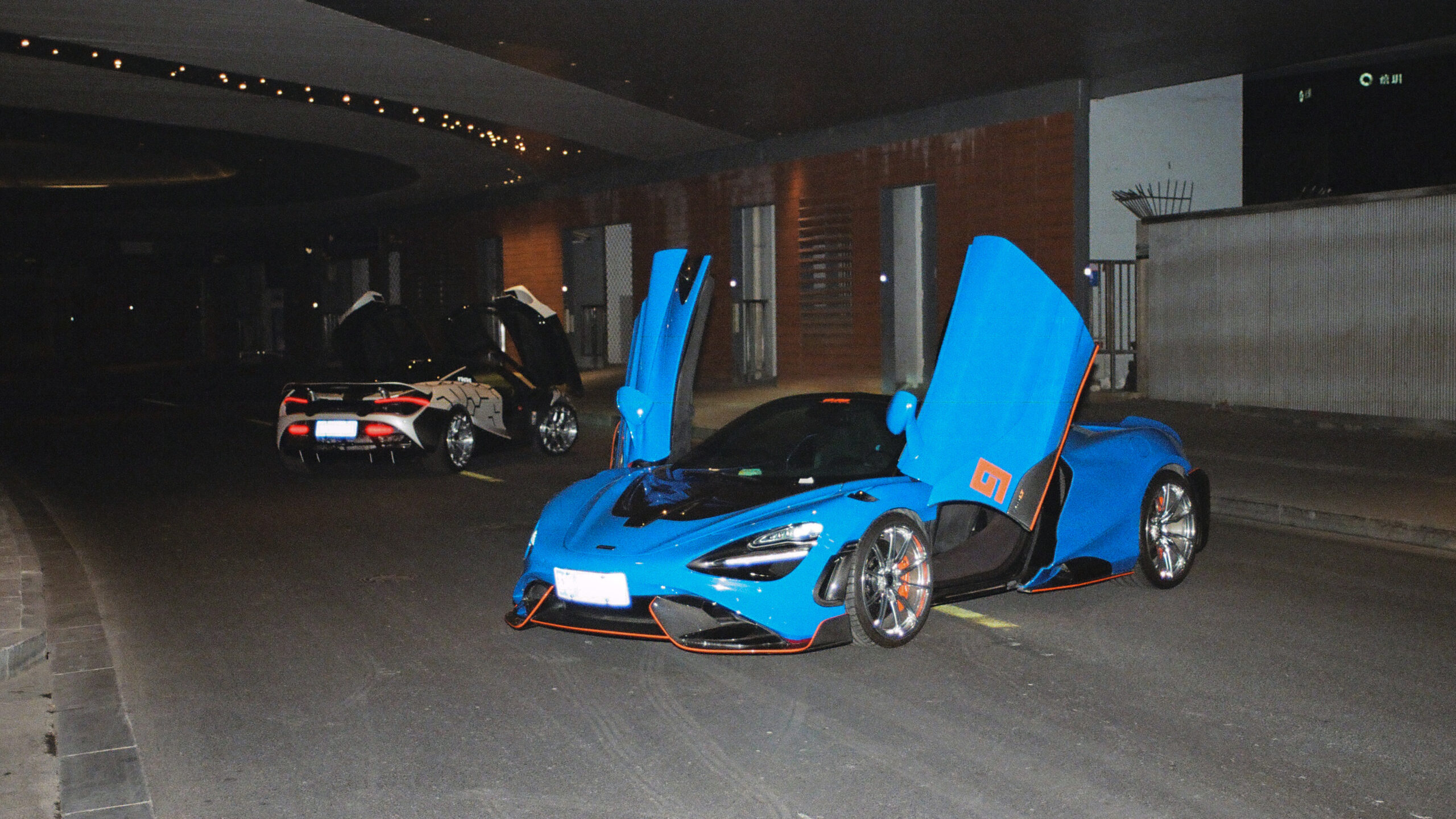 Two McLarens & the Hidden Car Culture of Shanghai