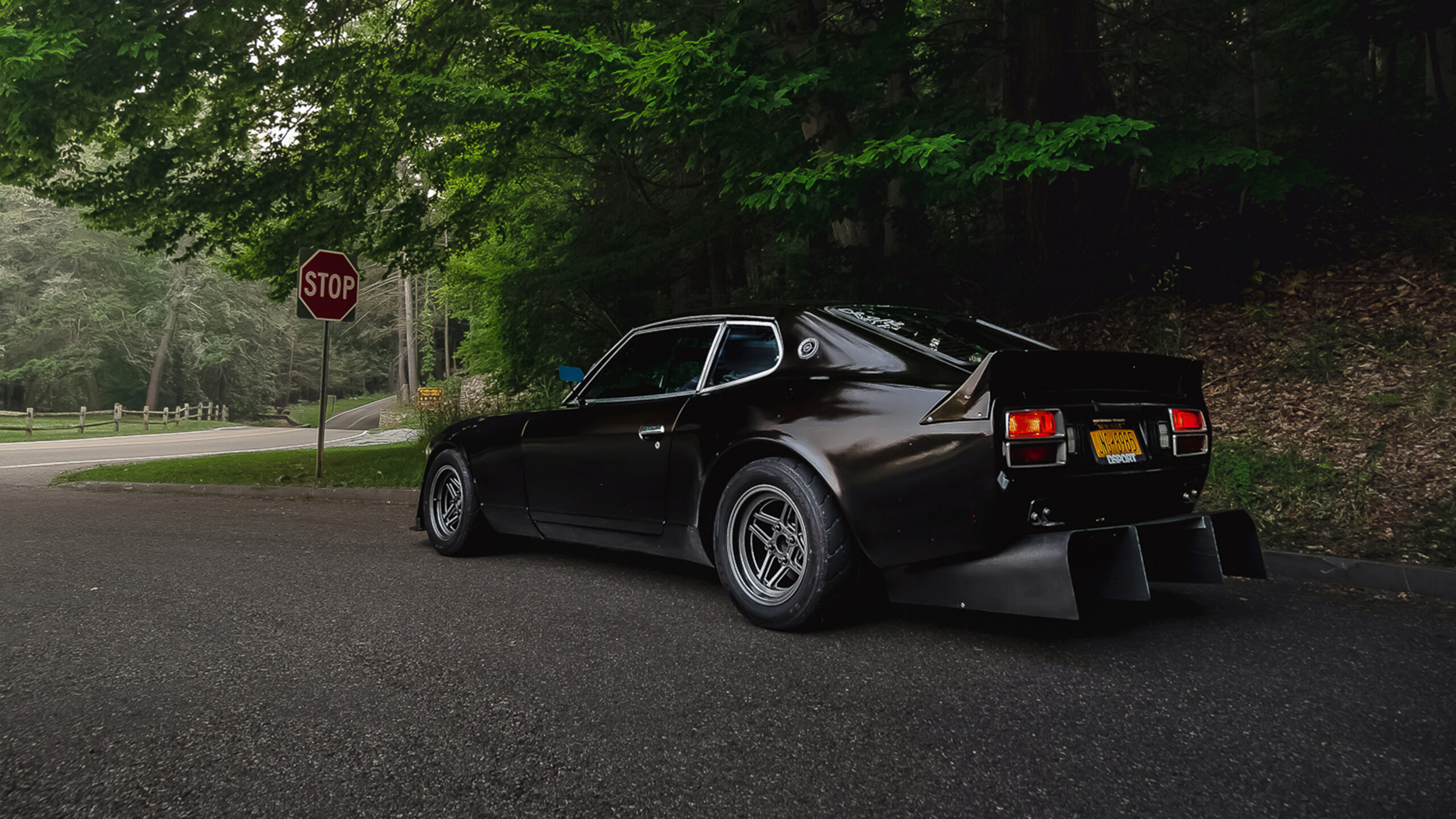 A Backyard-Built Datsun 280Z 2+2